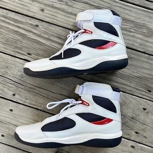 Men’s vintage Fila high top white navy leather sneaker Size 12